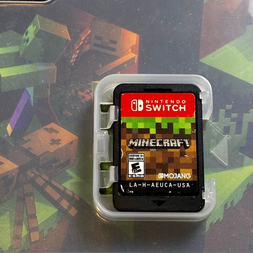 Minecraft Nintendo Switch Complete CIB Authentic Tested Game - Picture 4 of 6